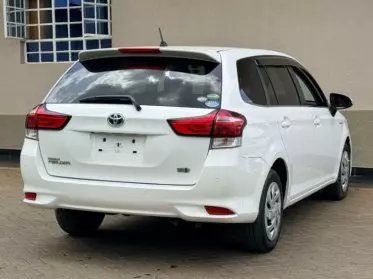 Toyota Fielder hybrid