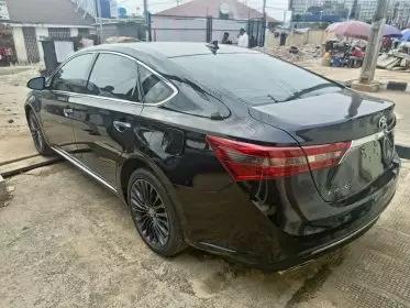 Toyota Avalon