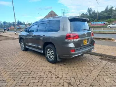 Toyota Landcruiser Vx V8