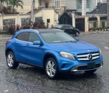 Mercedes-Benz CLA 250