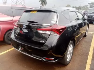 Toyota Auris Hybrid
