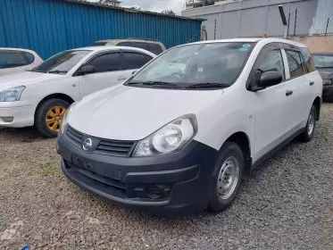 Nissan Advan