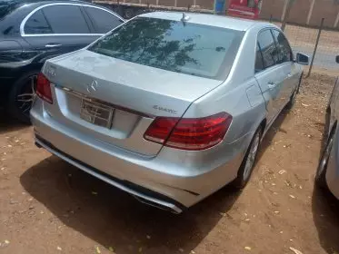 Mercedes-Benz E 350