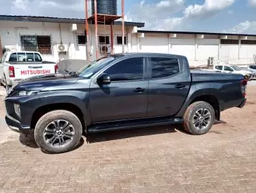 Mitsubishi L200 D/C Sportero A/T