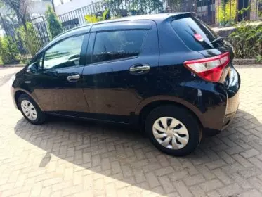 Toyota vitz hybrid