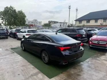 Toyota Avalon