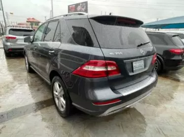 Mercedes-Benz ML 350