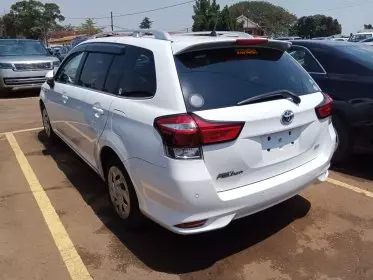 Toyota Fielder hybrid