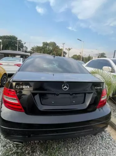 Mercedes-Benz C 300