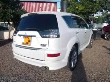 Mitsubishi Outlander hybrid