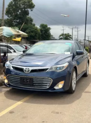 Toyota Avalon