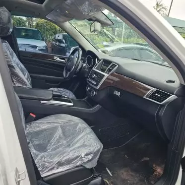 Mercedes-Benz ML 350