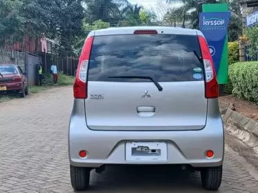 Mitsubishi Gk wagon