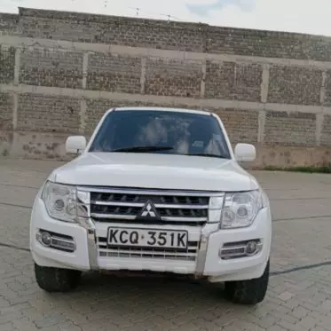 Mitsubishi Pajero Exceed