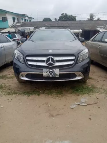 Mercedes-Benz GLA 250