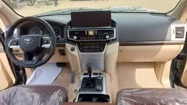 Toyota Land Cruiser GXR