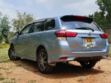 Toyota Fielder hybrid 