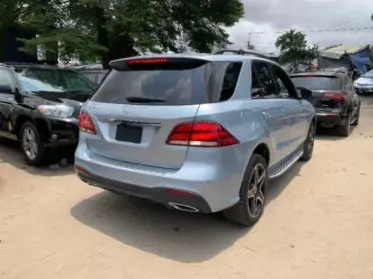 Mercedes-Benz ML 350