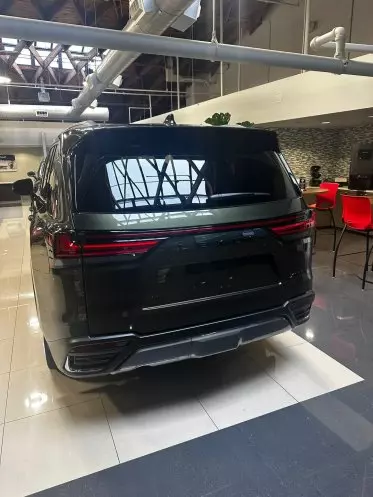 Lexus LX 600