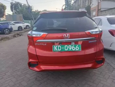 Honda Fit shuttle hybrid