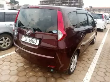 Toyota Passo Sette