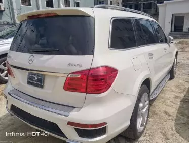 Mercedes-Benz GL 550