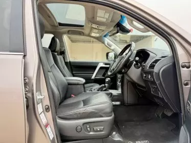 Toyota Land Cruiser Prado VX.L