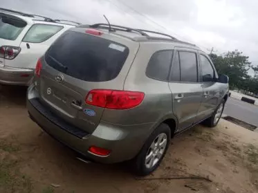 Hyundai Santa FE