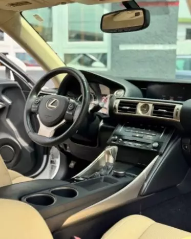 Lexus IS 250