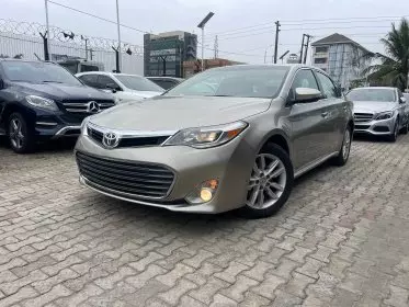 Toyota Avalon