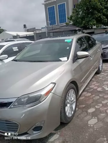 Toyota Avalon