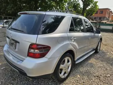 Mercedes-Benz ML 350