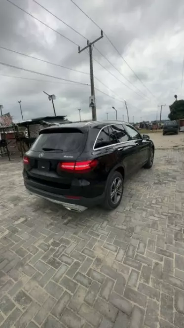 Mercedes-Benz GLC 300