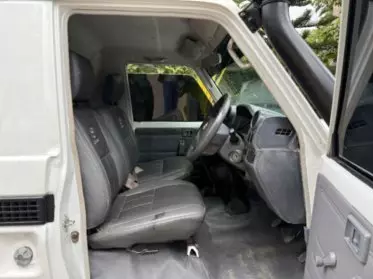 Toyota Land Cruiser Pick Up