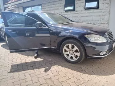 Mercedes-Benz S 300
