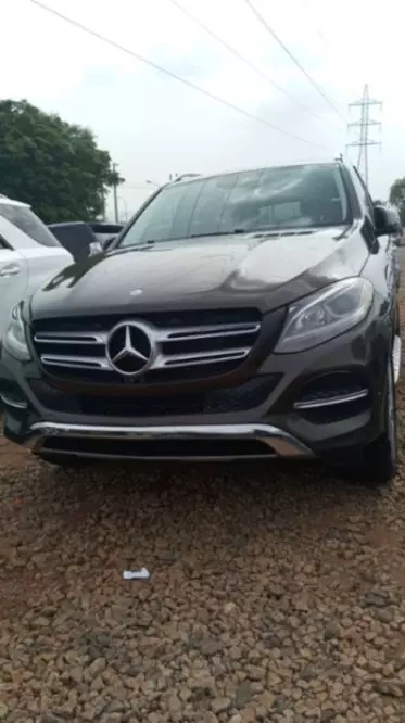 Mercedes-Benz GLE 350