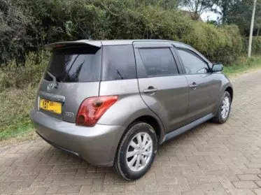 Toyota Ist