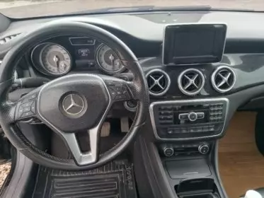 Mercedes-Benz C 250