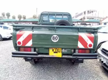 Toyota Land Cruiser Pick Up