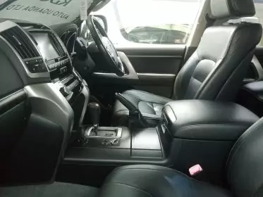 Toyota Landcruiser  V8