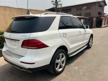 Mercedes-Benz GLE 350