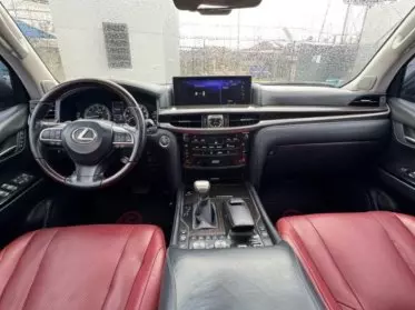 Lexus LX 570