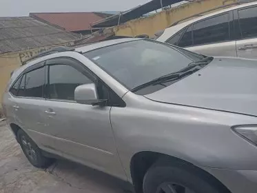 Lexus RX 330