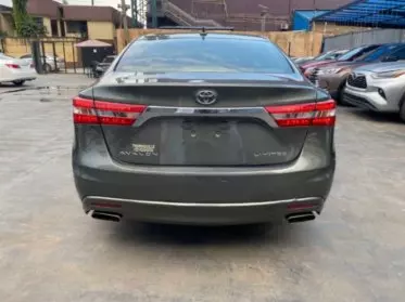 Toyota Avalon