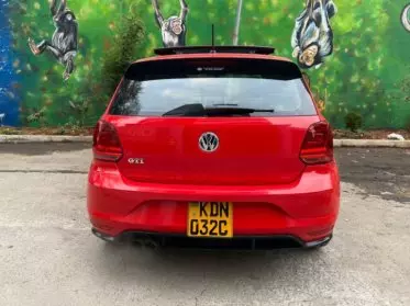 VOLKSWAGEN polo sedadan trend  ba ess