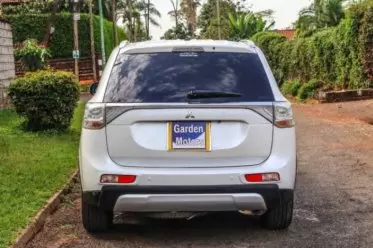 Mitsubishi Outlander GLX