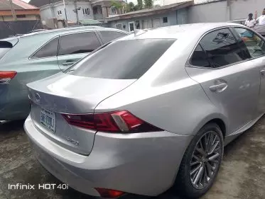 Lexus IS 250