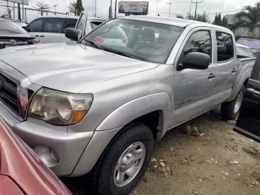 Toyota Tacoma