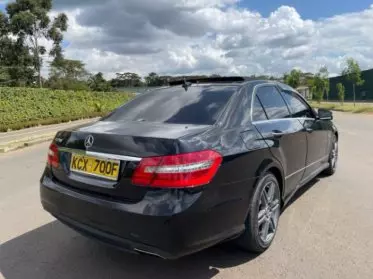 Mercedes-Benz E 250
