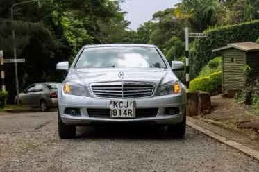 Mercedes-Benz C200